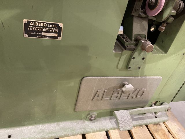 828413-9 Albeko Leather Skiving Machine