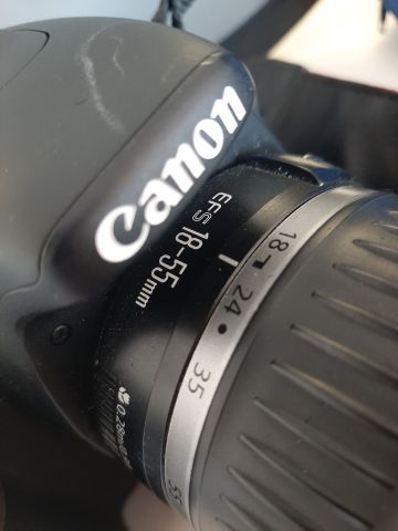 815223-10 System camera with accessories Canon EOS 550D