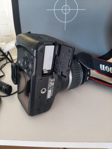 815223-13 System camera with accessories Canon EOS 550D