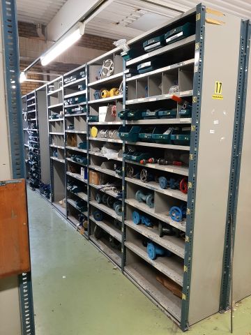 760196-5 Sheet metal shelves 28 sections