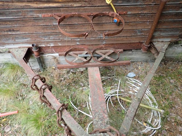 617728-9 Work barracks on wheels