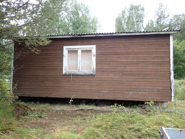 617728-10 Work barracks on wheels