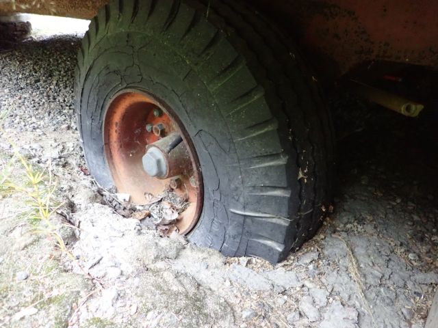 617728-23 Work barracks on wheels