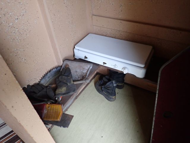 617728-40 Work barracks on wheels