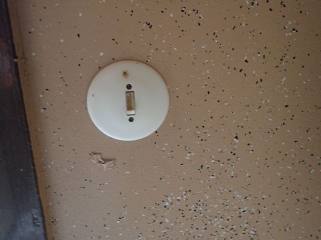 617728-46 Work barracks on wheels