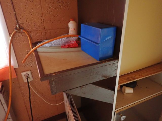 617728-50 Work barracks on wheels