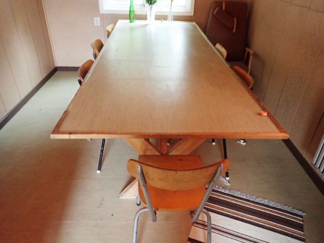 617728-53 Work barracks on wheels