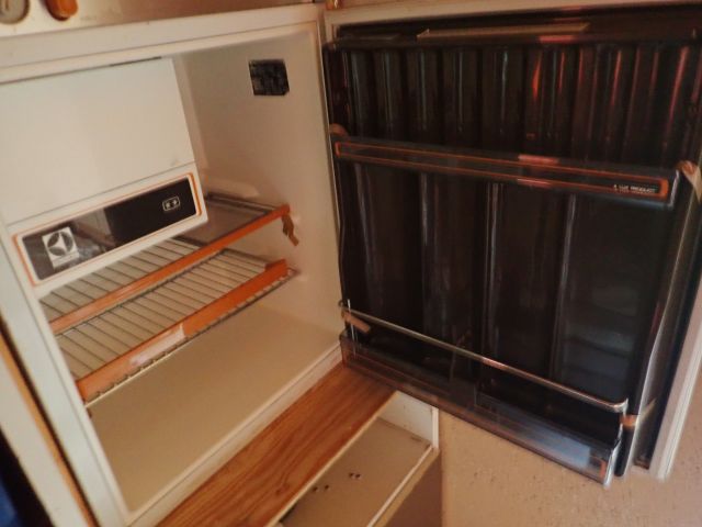 617728-60 Work barracks on wheels