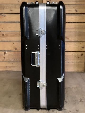 831065-3 Expolinc Case & Counter Exhibition Mount