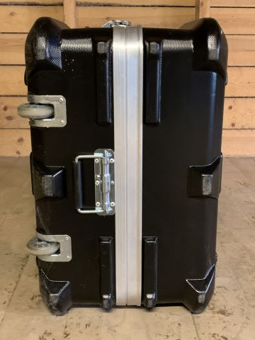 831065-5 Expolinc Case & Counter Exhibition Mount