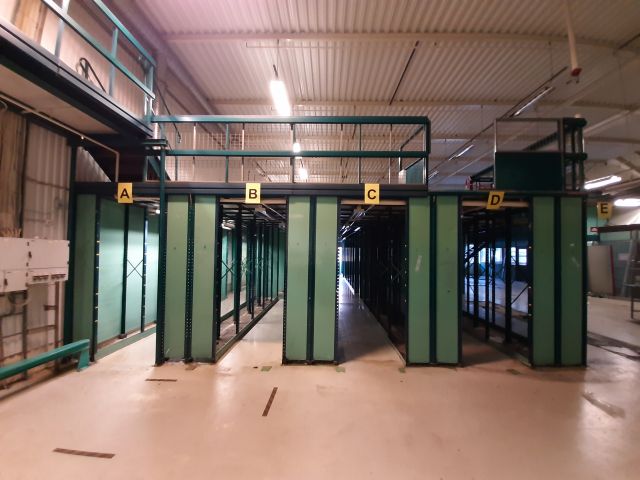 805512-46 Entresolplan med tillhörande lagerhyllsystem