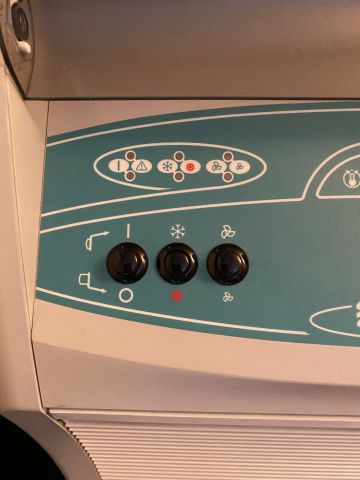 828421-3 AC unit Ariagel IC255