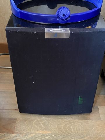 828439-9 TV 80 inch Sharp Aquos