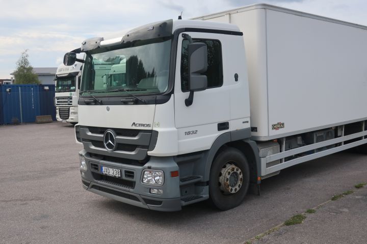 831266-3 MERCEDES-BENZ Actros 1832 L 4X2, 2009, 315 hp, Refrigerated