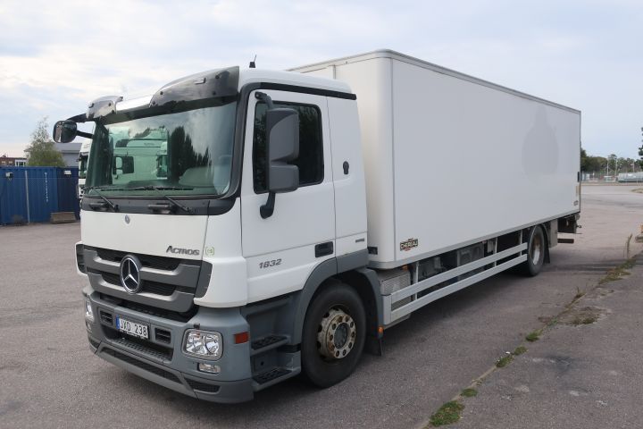 831266-84 MERCEDES-BENZ Actros 1832 L 4X2, 2009, 315 hp, Refrigerated