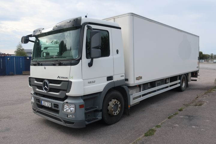 831266-85 MERCEDES-BENZ Actros 1832 L 4X2, 2009, 315 hp, Refrigerated