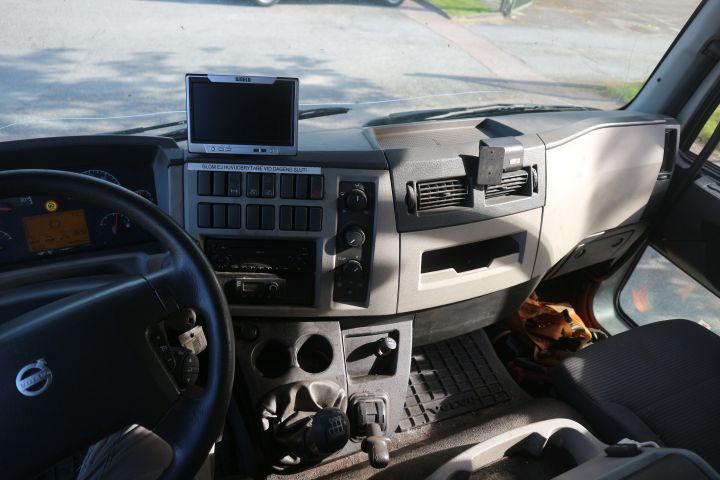 831352-27 Car transport VOLVO FL 240 4X2, 2007, 237 hp