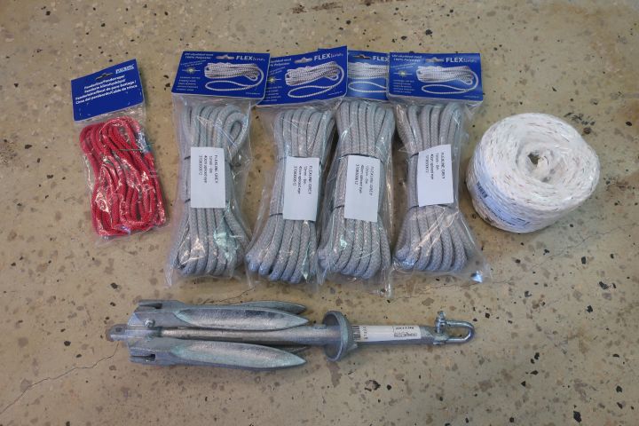 793678-1 Draggankare and various tamp