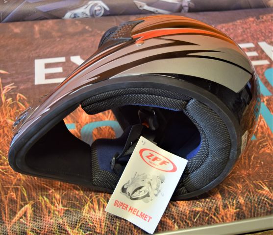 682777-5 Motorcycle helmet ZPF SuperHelmet E9