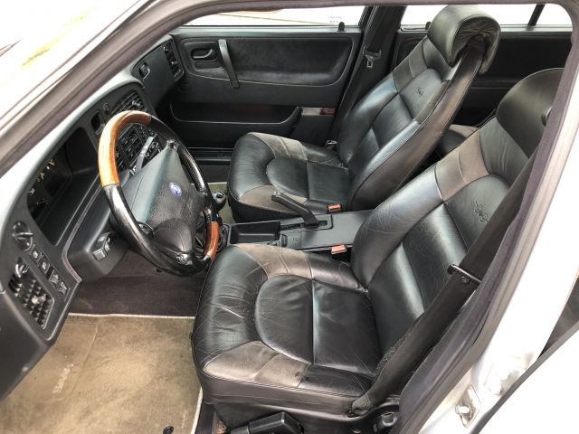 831836-28 SAAB 9000 CSE 2.3T Anniversary Model 1997
