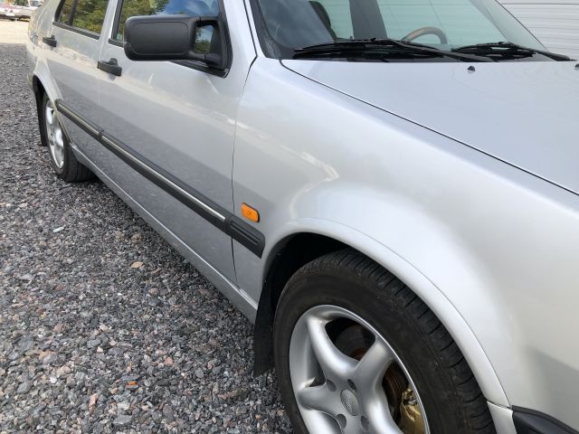 831836-8 SAAB 9000 CSE 2.3T Anniversary Model 1997