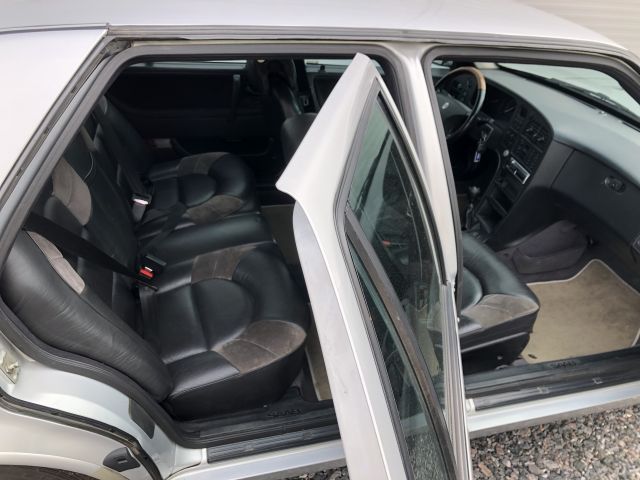 831836-14 SAAB 9000 CSE 2.3T Anniversary Model 1997