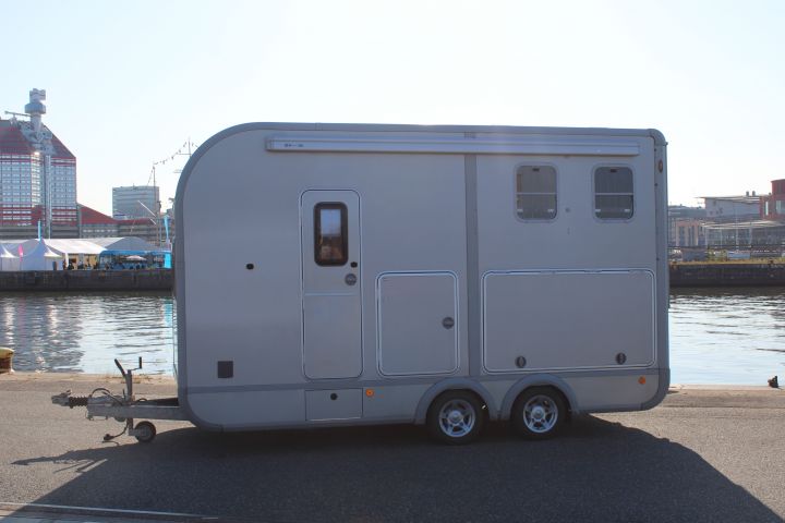 831849-2 Horse transport IFOR Williams 2CB Eventa M, 2015
