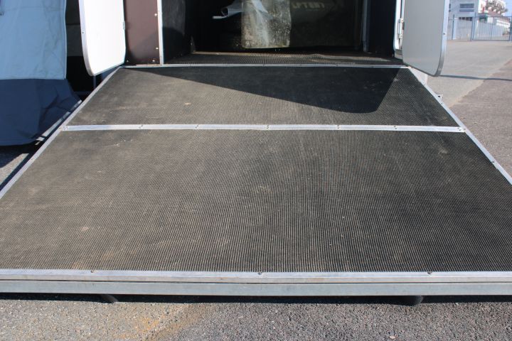 831849-17 Horse transport IFOR Williams 2CB Eventa M, 2015