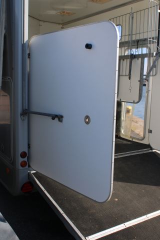 831849-22 Horse transport IFOR Williams 2CB Eventa M, 2015