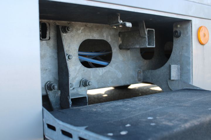 831849-53 Horse transport IFOR Williams 2CB Eventa M, 2015