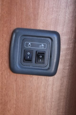 831849-66 Horse transport IFOR Williams 2CB Eventa M, 2015