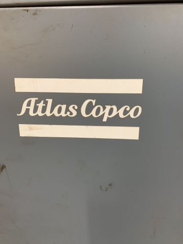 809908-3 Screw compressor Atlas Copco GX 7 FF with built-in tank