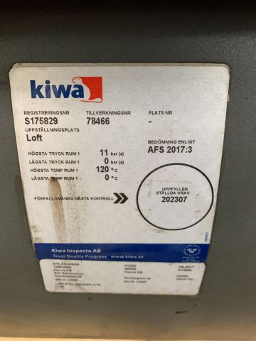 809908-6 Screw compressor Atlas Copco GX 7 FF with built-in tank