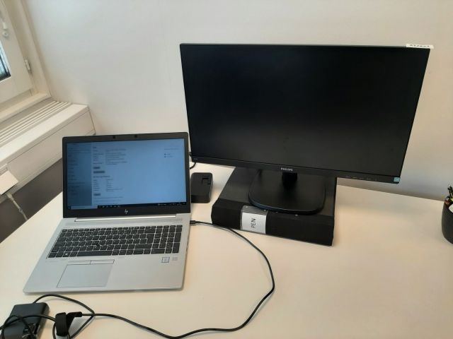 827834-1 Laptop with docking station & screen 24 "(i5 / 8GB / HP / W10Pro)