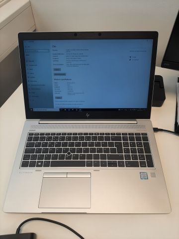 827834-2 Laptop with docking station & screen 24 "(i5 / 8GB / HP / W10Pro)