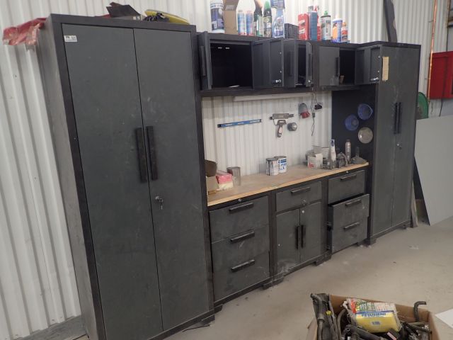 751858-1 Garageinredning