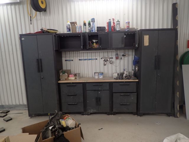 751858-2 Garageinredning