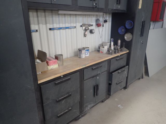 751858-6 Garageinredning