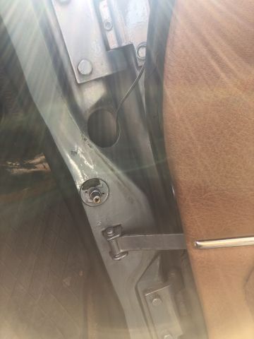 831837-40 Mercedes Benz 250 Coupe 1969