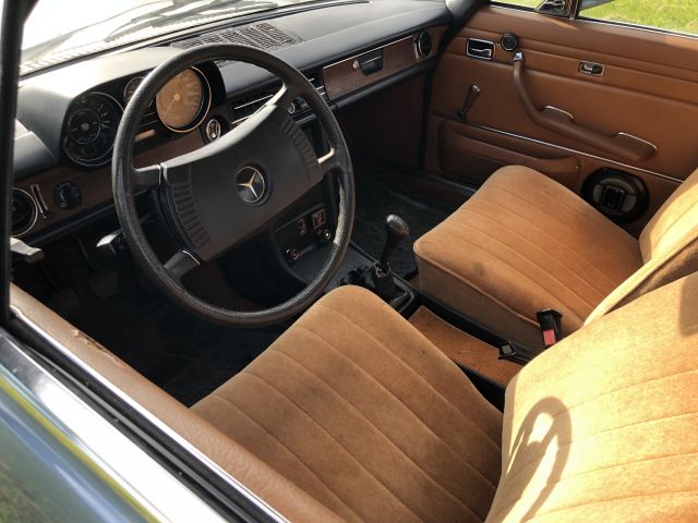 831837-50 Mercedes Benz 250 Coupe 1969