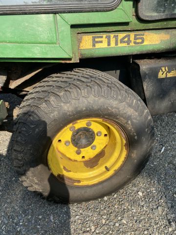 831973-18 Tool carrier John Deere F1145