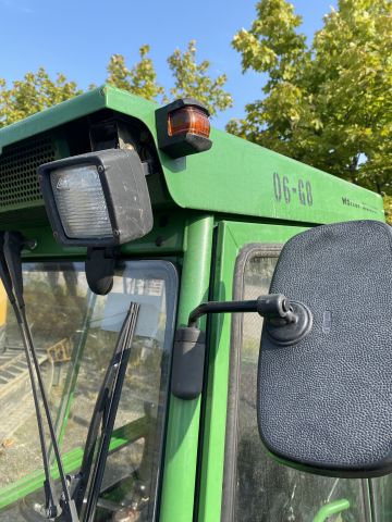 831973-23 Tool carrier John Deere F1145