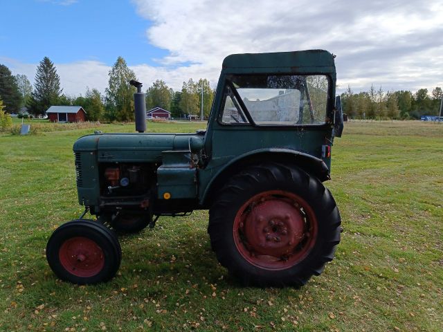 578555-8 Bolinder Munktell BM VICTOR 230 -56 BZM991