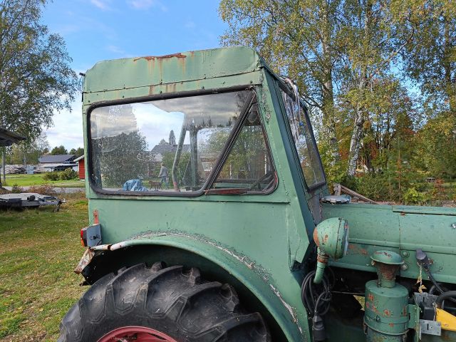 578555-17 Bolinder Munktell BM VICTOR 230 -56 BZM991