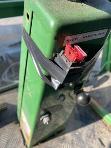 831973-35 Tool carrier John Deere F1145