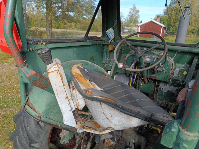 578555-44 Bolinder Munktell BM VICTOR 230 -56 BZM991