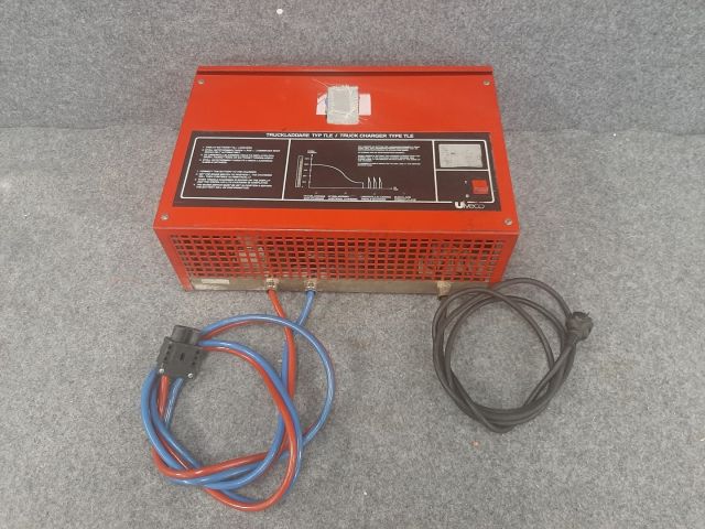 815312-1 Truck charger Ulveco TLE 24/20