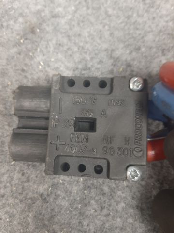 815314-8 Truck charger Ulveco TLE 24/20