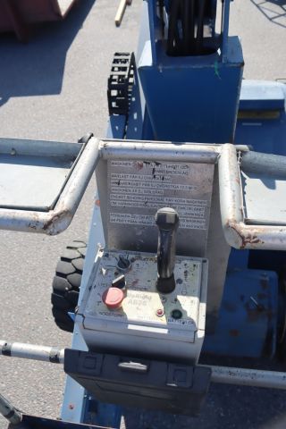 832532-6 Bomlift UpRight AB38