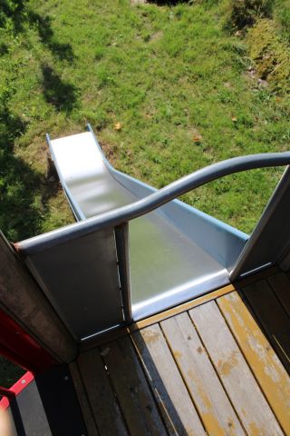794303-17 Lektorn med rutschkana från HAGS